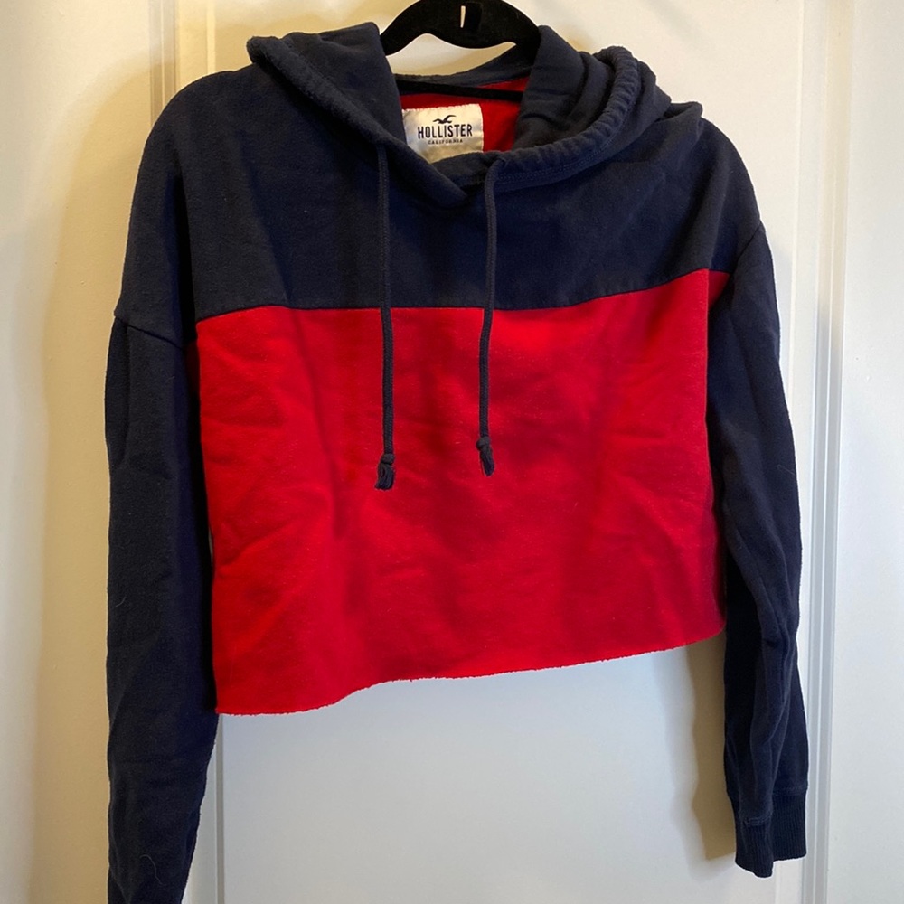 Cropped hoodie
